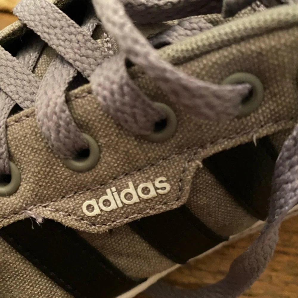 ADIDAS DAILY 3.0 SHOES. Mens Size‎ 9.5